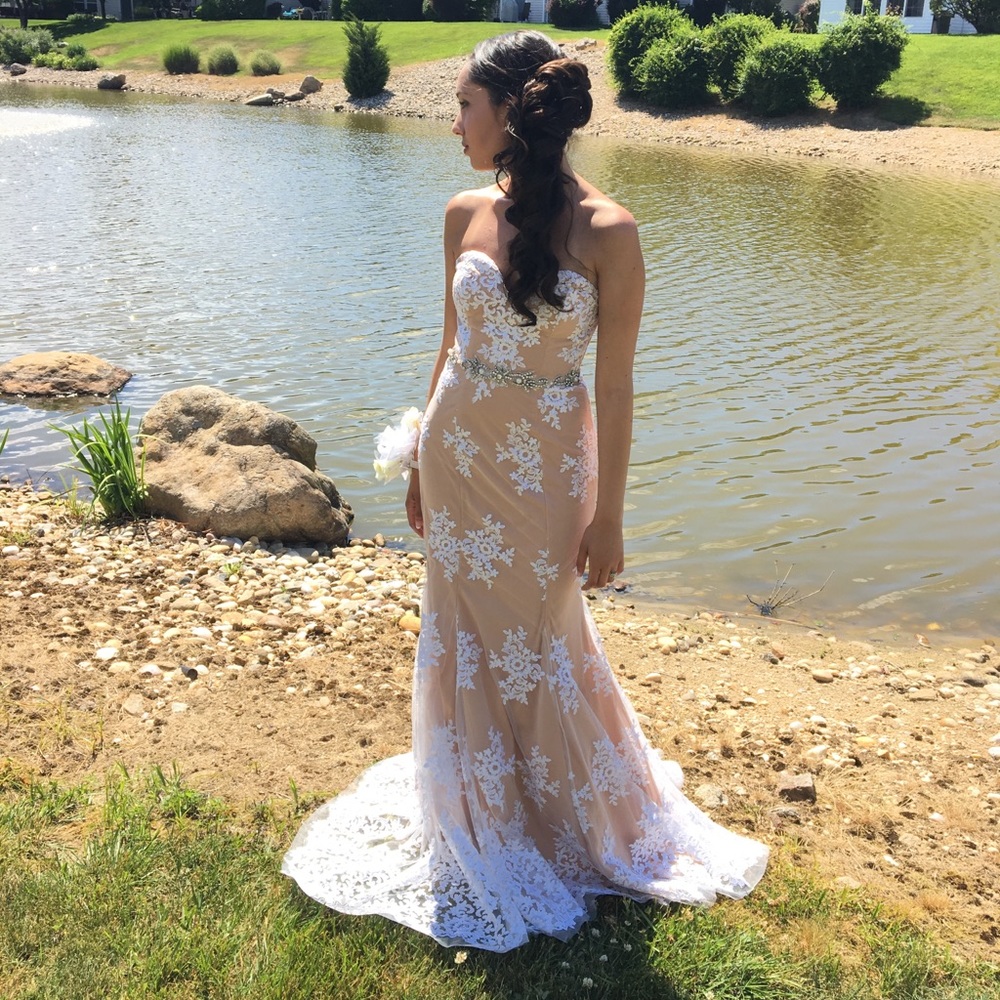 Prom dress